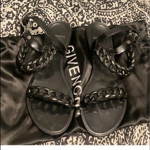 GIVENCHY  JELLY CHAIN SANDALS